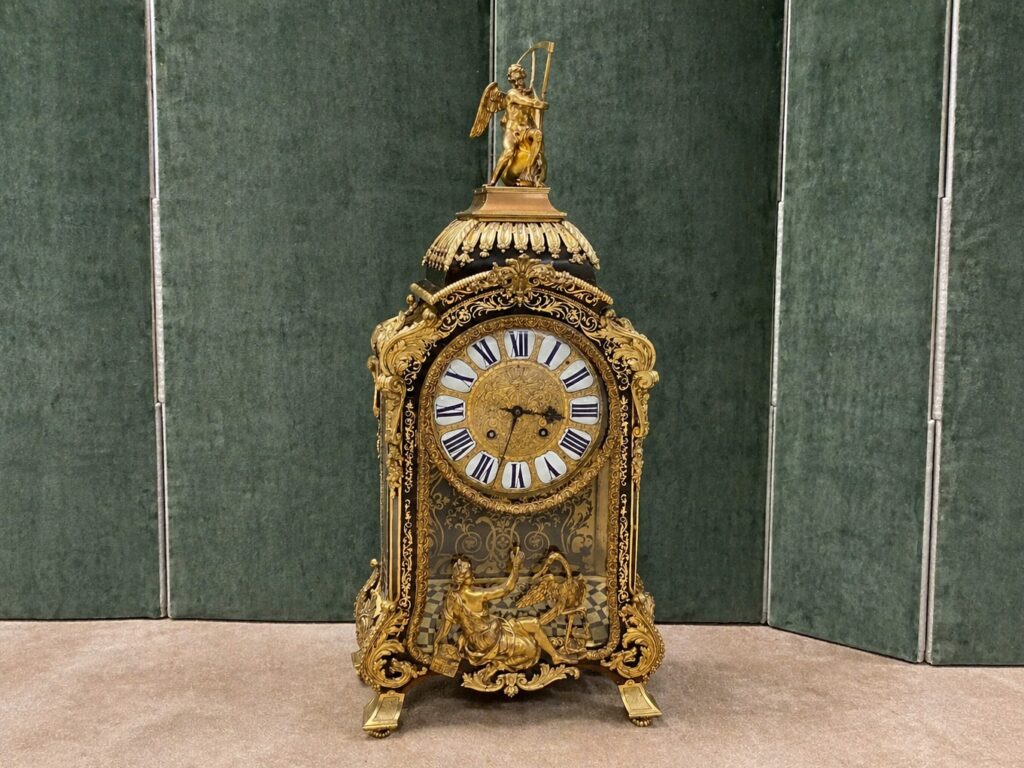 restauration restoration cartel boulle louis 14 XIV roi soleil versailles marqueterie laiton ecaille patrimoine français antique furniture marquetry meuble ancien maison louis marie vincent pays de la loire museum quality