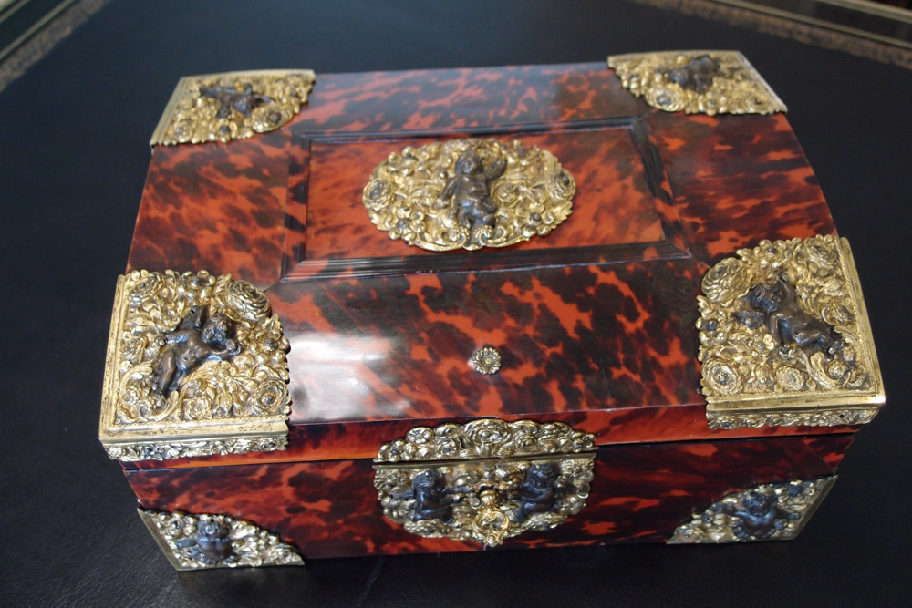 piano nuages clouds paper mache papier mache carton pierre jacques garcia AD magazine Paris 2024 thierry betancourt maison louis marie vincent ateliers maison louis marie vincent ateliers workshops sarthe villaines sous malicorne la fleche maison louis marie vincent ateliers workshops sarthe villaines sous malicorne la fleche paris sable angers le mans pays de la loire paris bordeaux nantes versailles