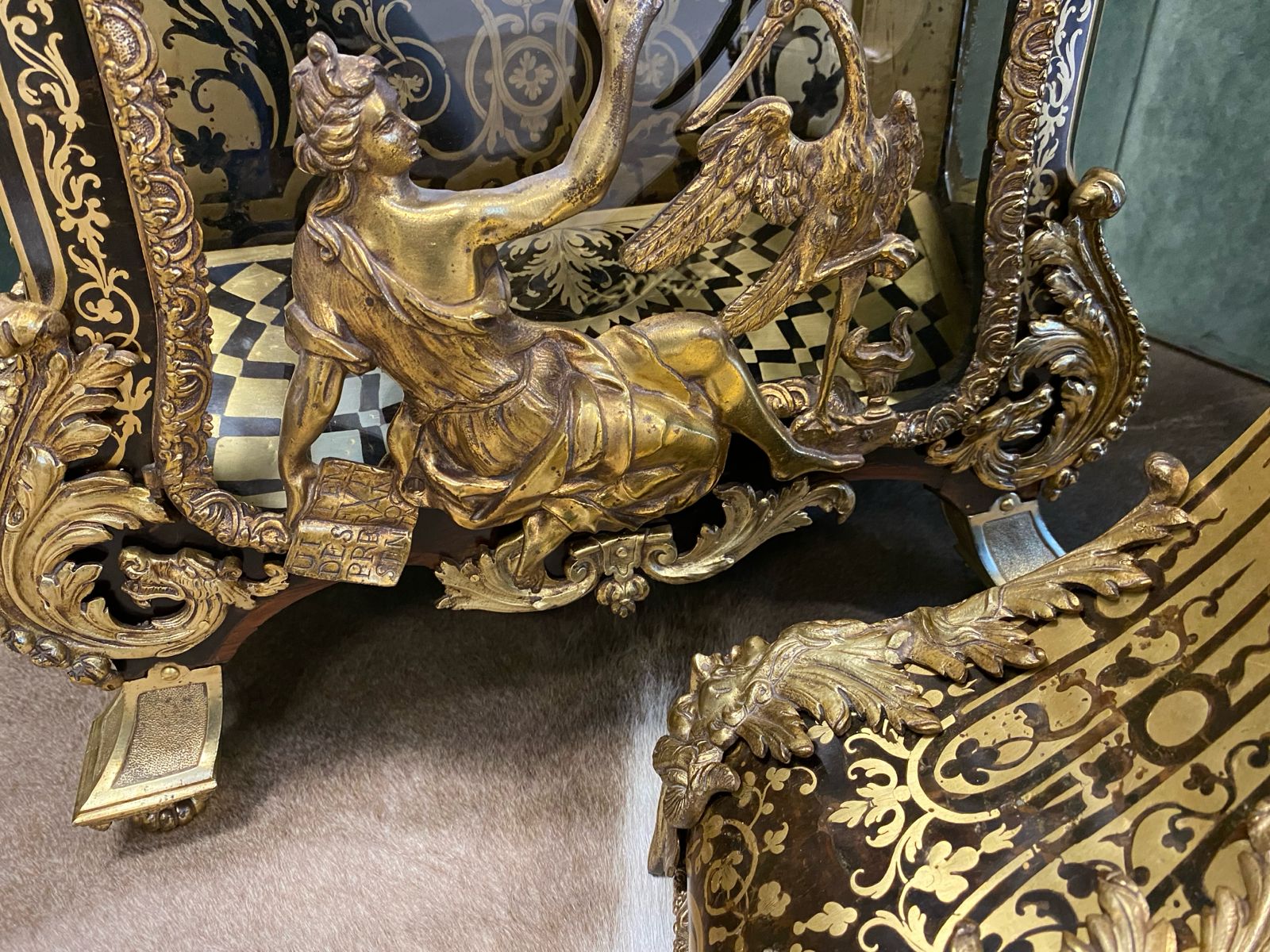 restauration restoration cartel boulle louis 14 XIV roi soleil versailles marqueterie laiton ecaille patrimoine français antique furniture marquetry meuble ancien maison louis marie vincent pays de la loire museum quality